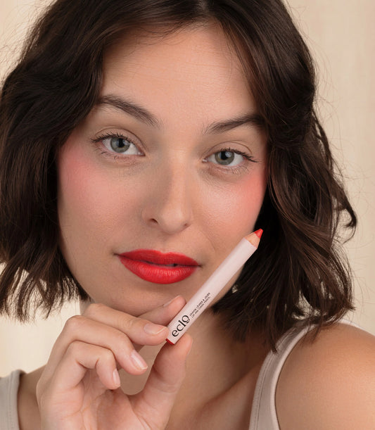 Crayon 3-en-1 Couleur & Soin 001 Rouge Coquelicot - Lip & Cheek