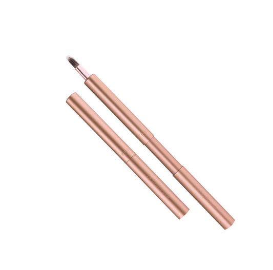 14 Lip Brush